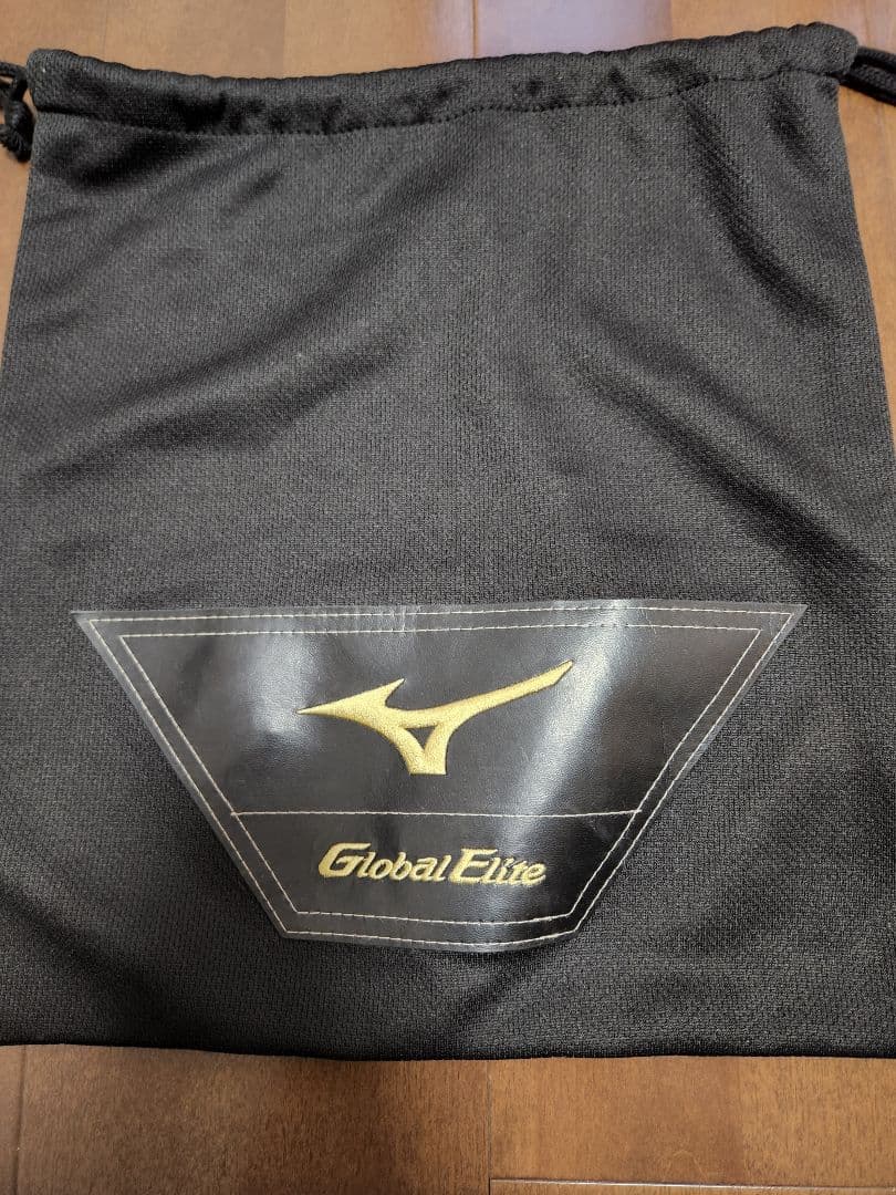 ミズノ　グローバルエリート　軟式グローブ 右投げ用