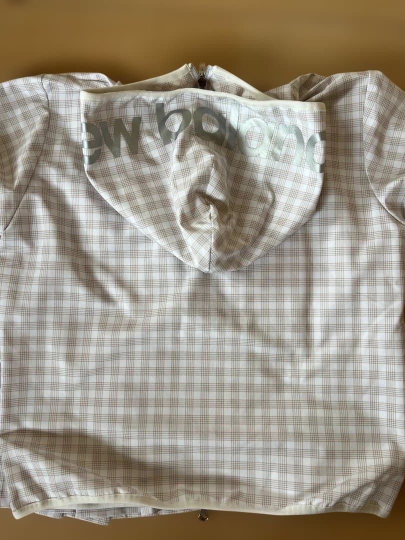 ニューバランス★SOFTSHELLFULLZIPHOODIE 、スカートM美品