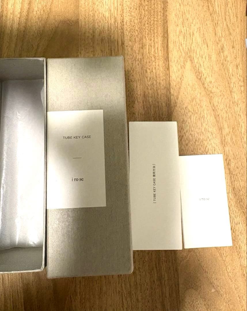 irose チューブキーケース CAMEL