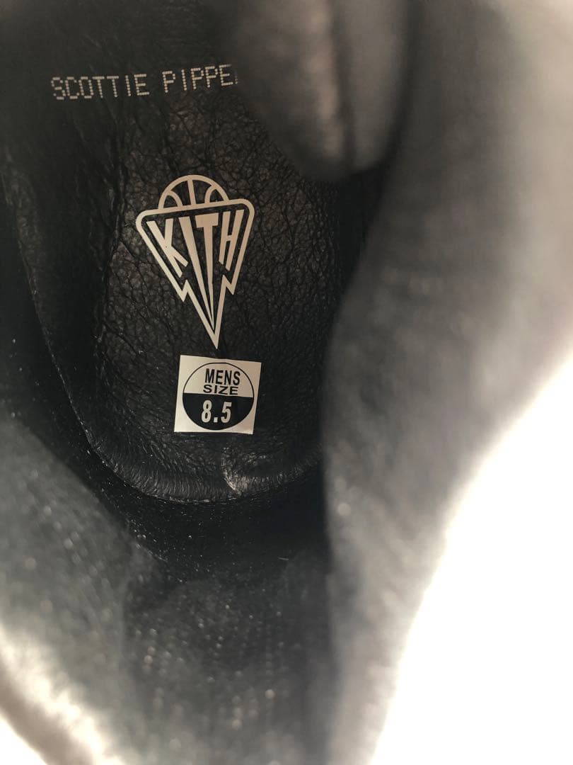 KITH × Nike Air Pippen 1 キスとナイキのコラボスニーカー