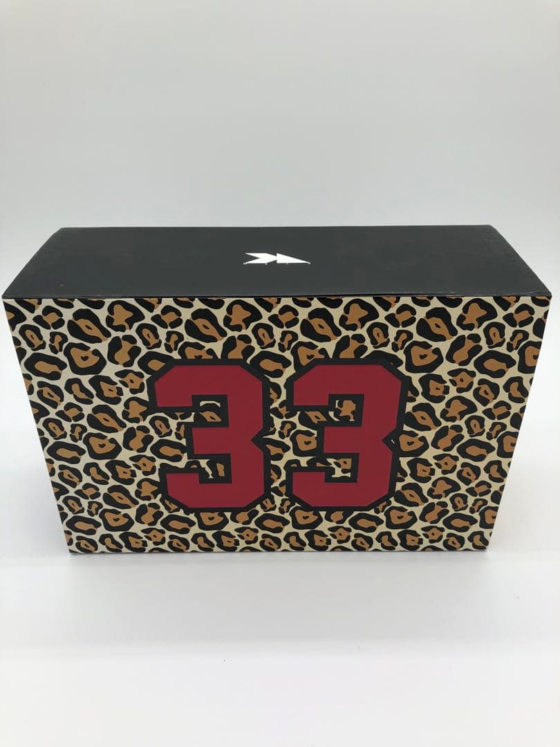 KITH × Nike Air Pippen 1 キスとナイキのコラボスニーカー