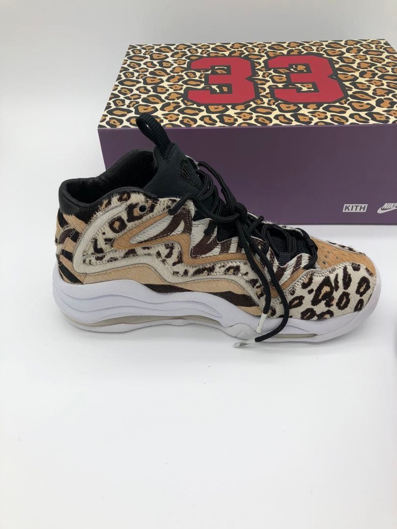 KITH × Nike Air Pippen 1 キスとナイキのコラボスニーカー