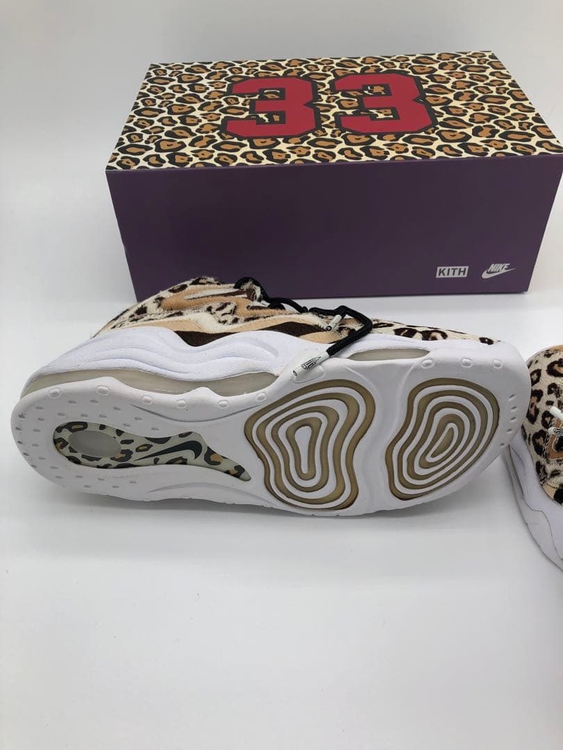 KITH × Nike Air Pippen 1 キスとナイキのコラボスニーカー