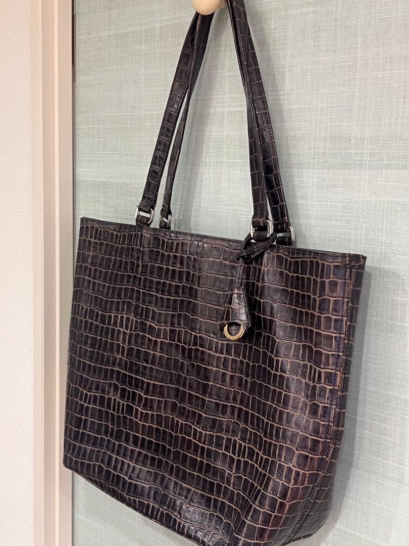 クロコダイル型押しトートバッグ 黒