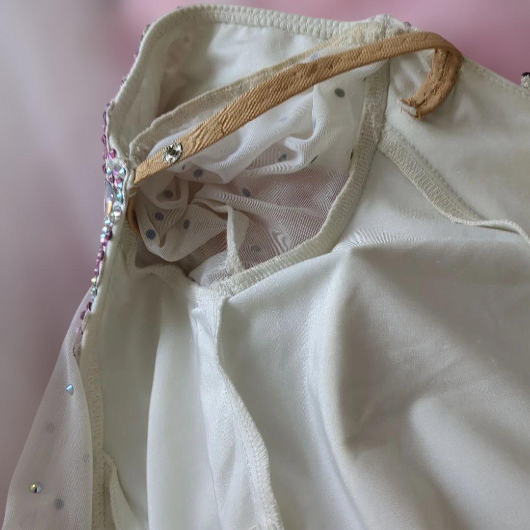 社交ダンス用オフショルダードレス