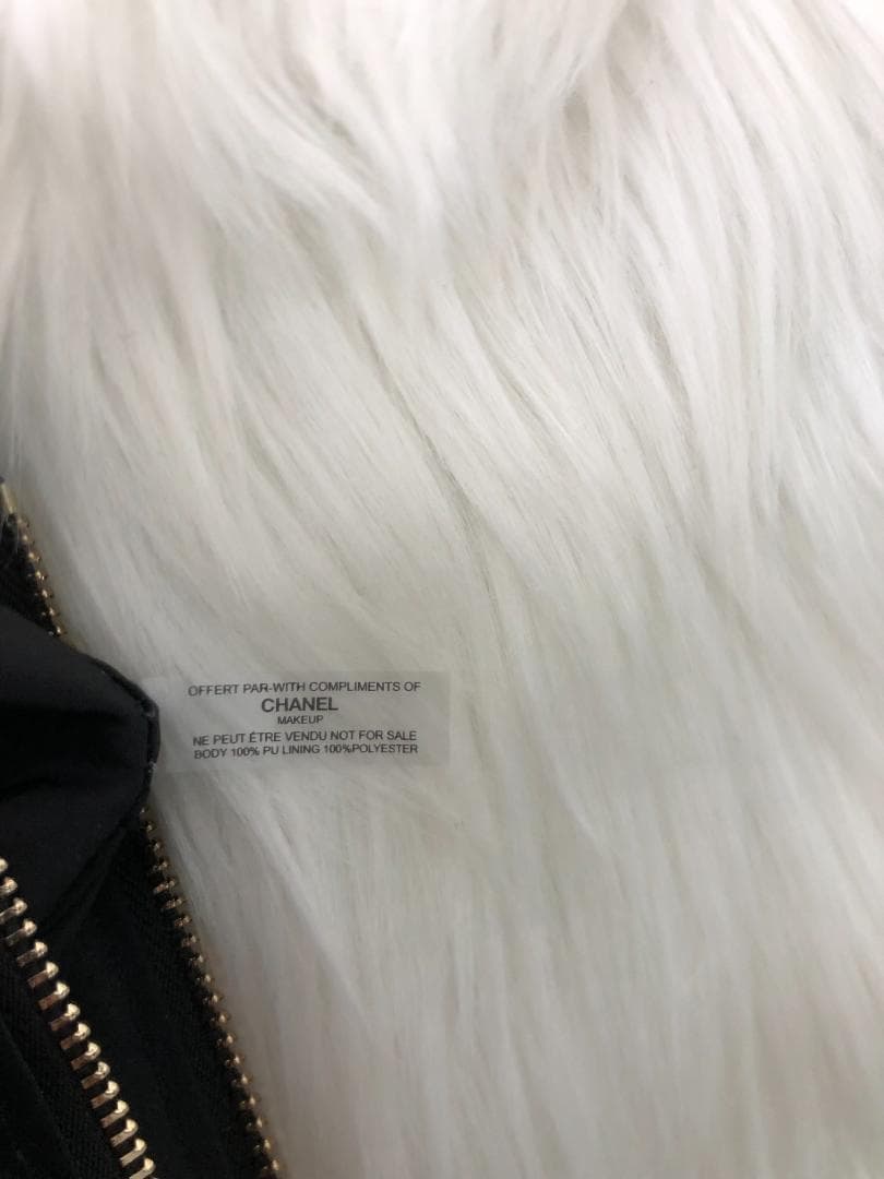 ショルダーバッグ　ブラック　非売品　ハンドバッグ　超美品