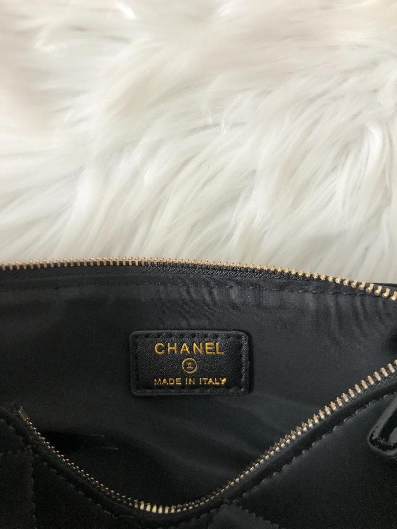 ショルダーバッグ　ブラック　非売品　ハンドバッグ　超美品