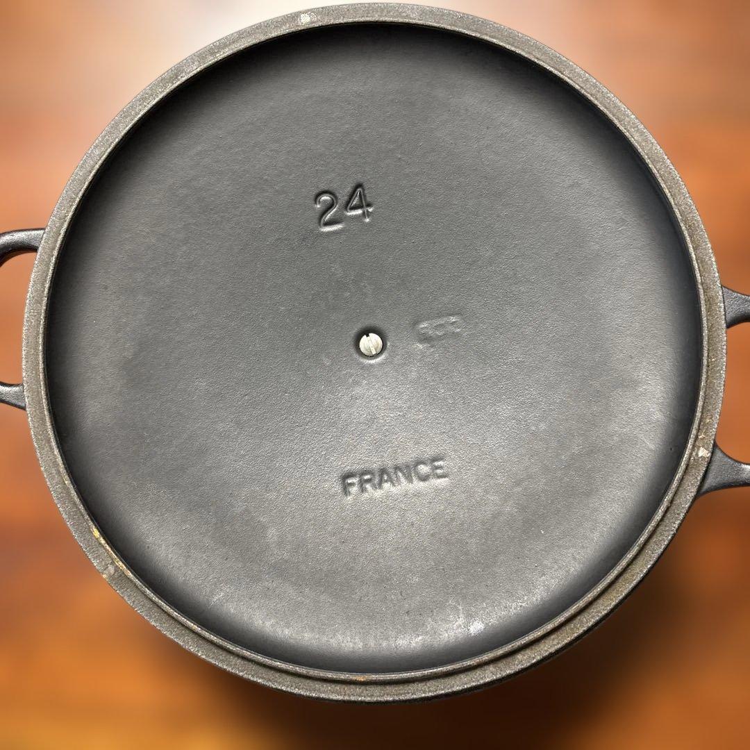 ルクルーゼ ココットロンド24cm マットブラック