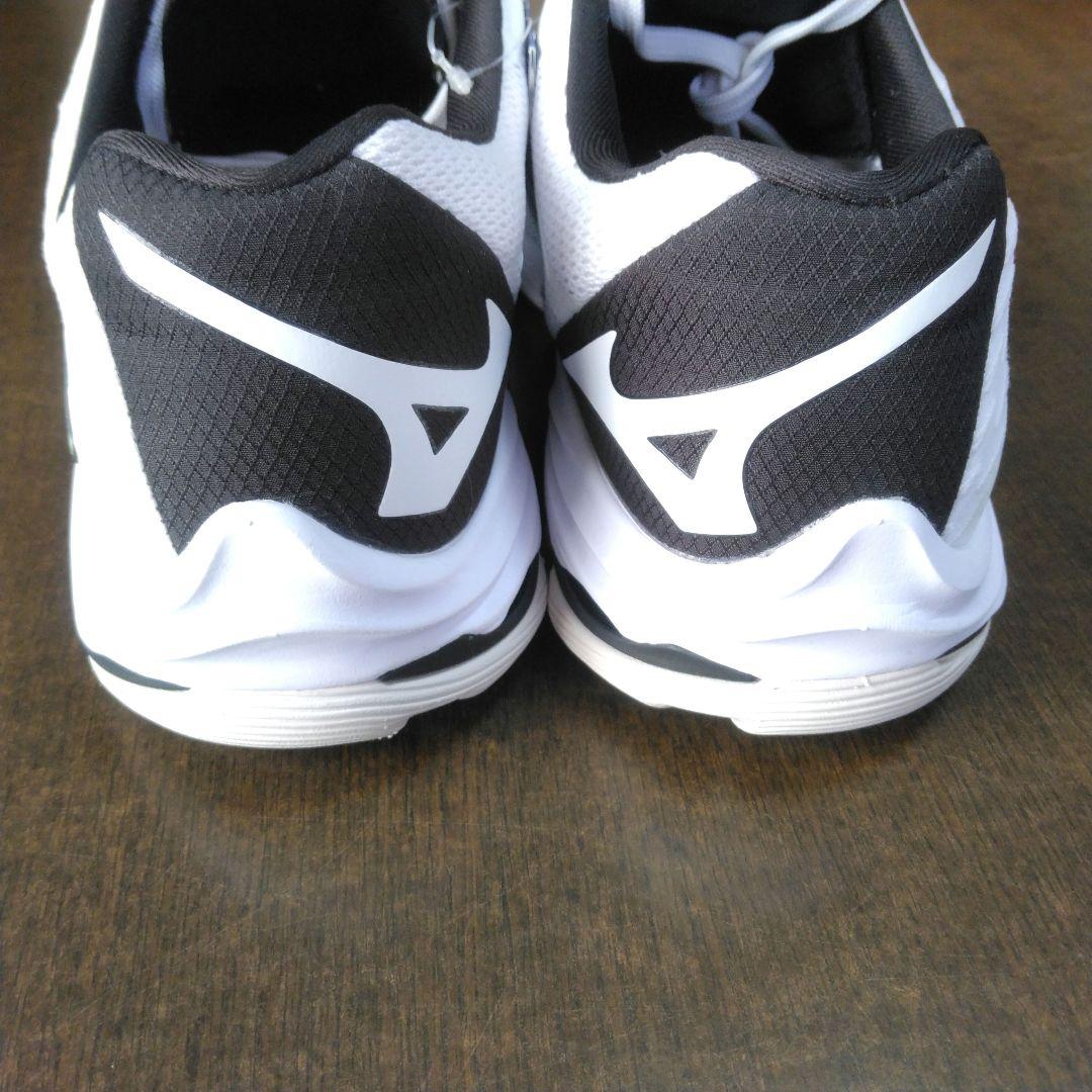 《新品未使用》ミズノ⭐ウェーブライトニングZ7 25cm