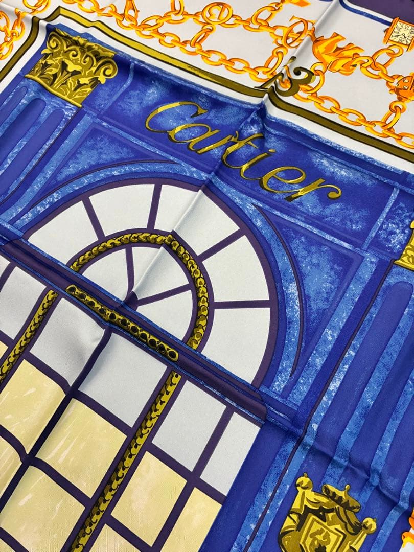 Cartier シルクスカーフ　大判