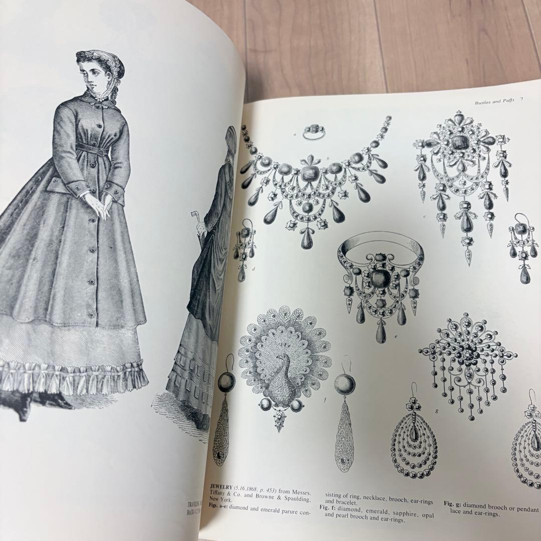 【洋書】VICTORIAN FASHIONS & 1867-1888