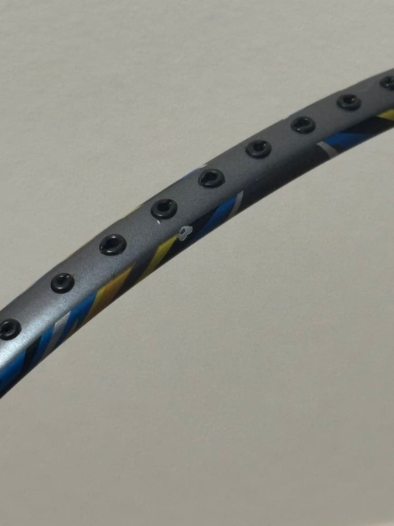 ヨネックス バドミントンラケット アークセイバー3（ARCSABER 3）黒黄青