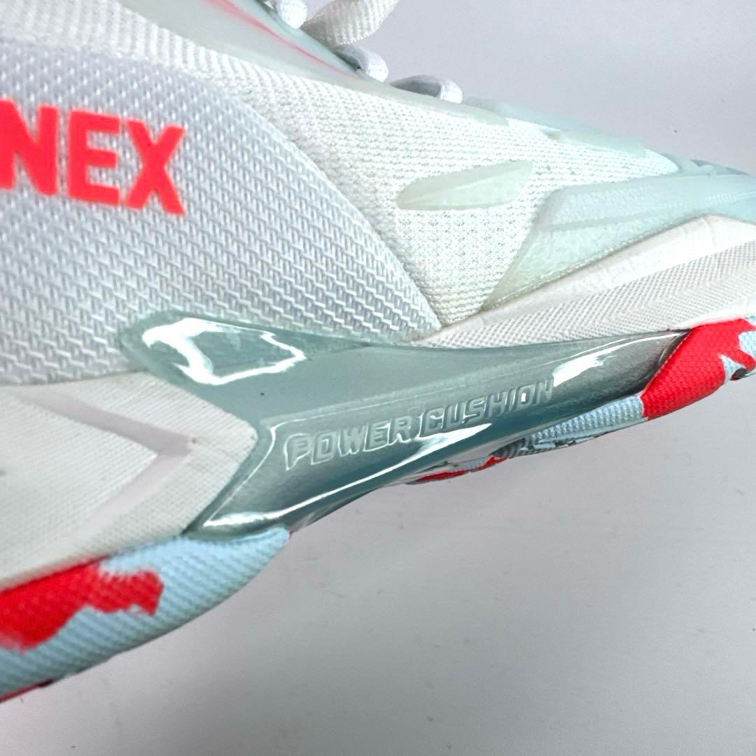 【ヨネックス】25㎝バドミントンシューズ　パワークッション カスケードドライブ