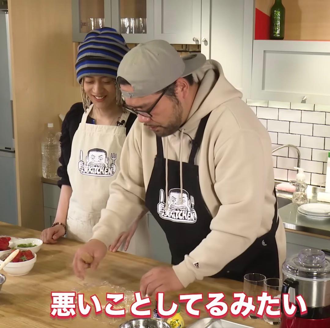 や*こ様 漢さん サイン入り 漢キッチン エプロン ブラック