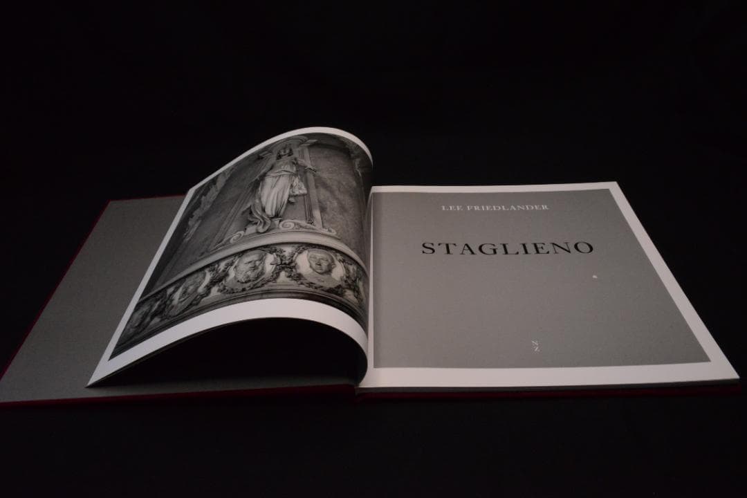 【Lee Friedlander: Staglieno】新品未読品　サイン入
