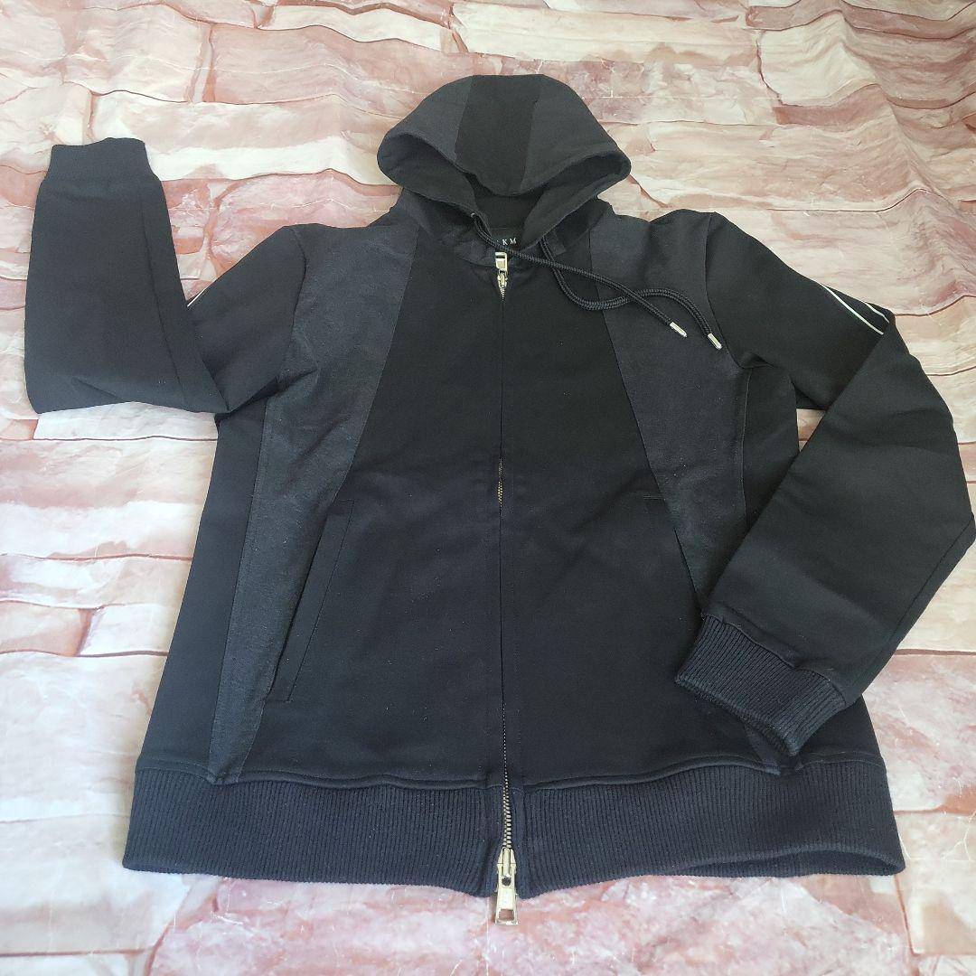 AKM フード付きジャージ上下セット ブラック