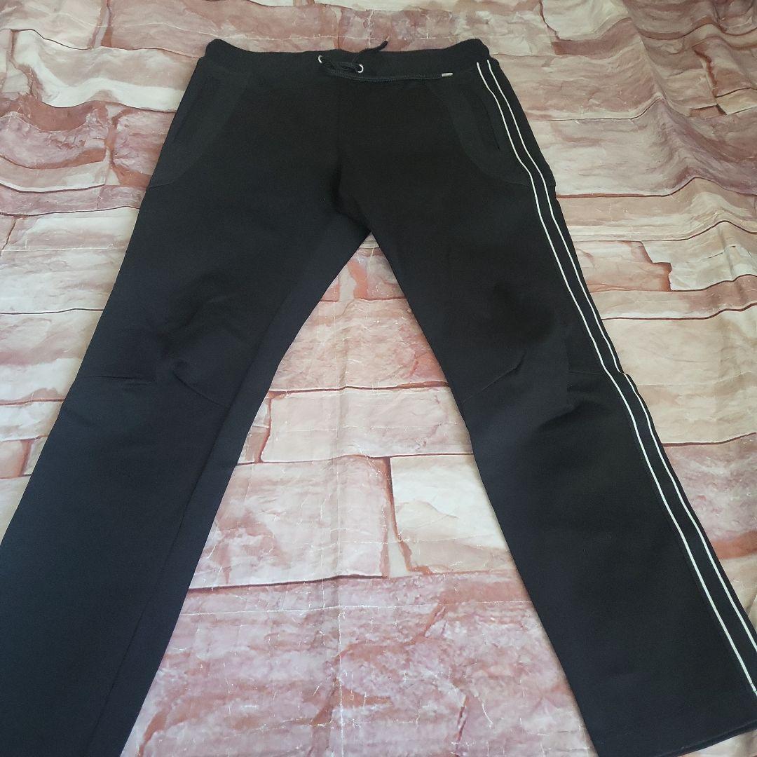 AKM フード付きジャージ上下セット ブラック