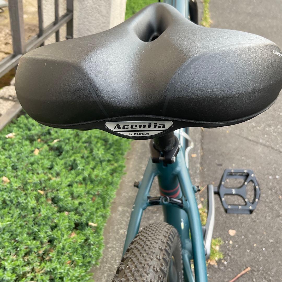 GT Traffic 3.0 XSサイズベースカスタムクロスバイク