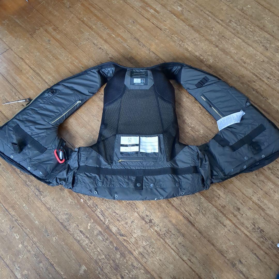 SHIMANO シマノ　リミテッドプロ　ライフジャケット　Lサイズ