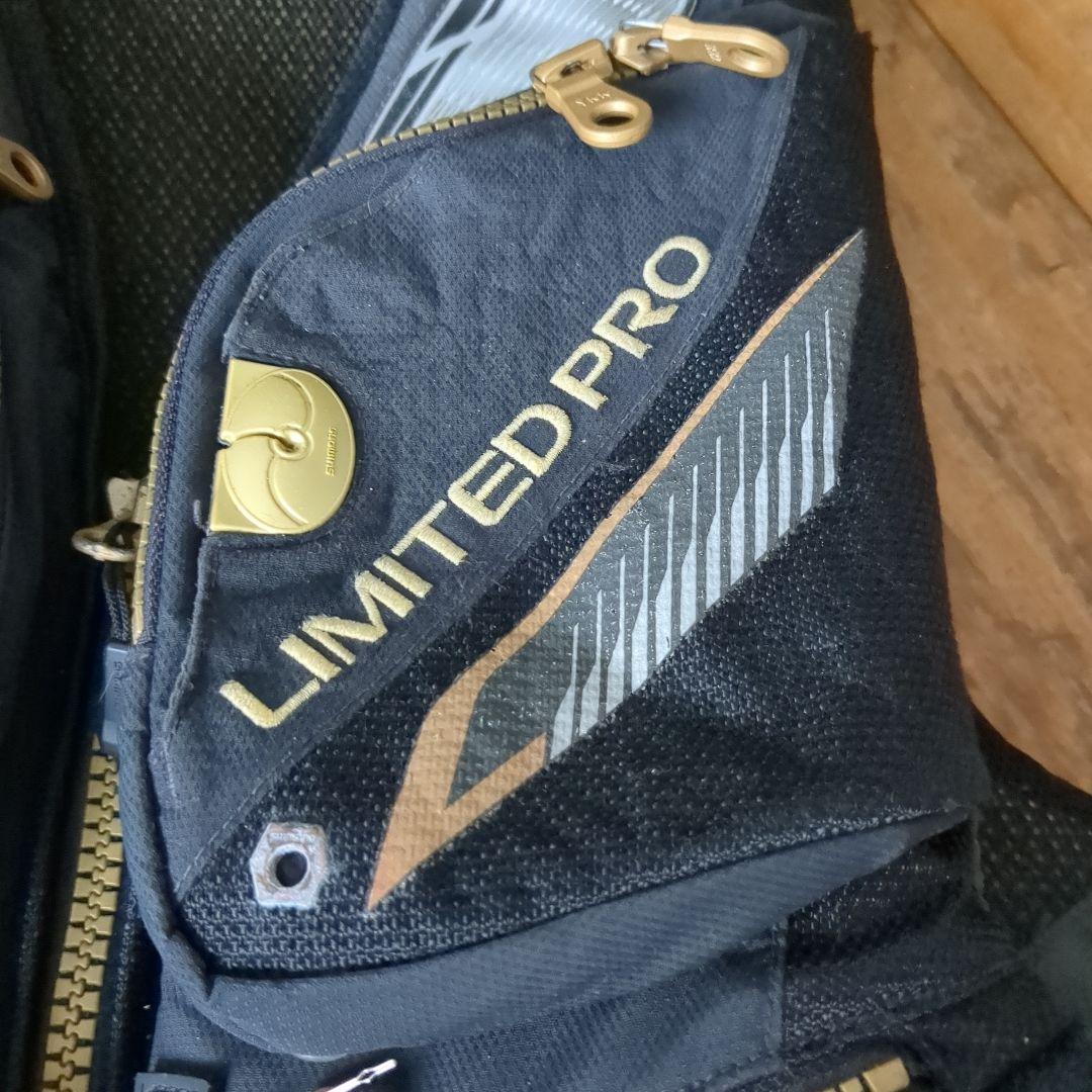 SHIMANO シマノ　リミテッドプロ　ライフジャケット　Lサイズ