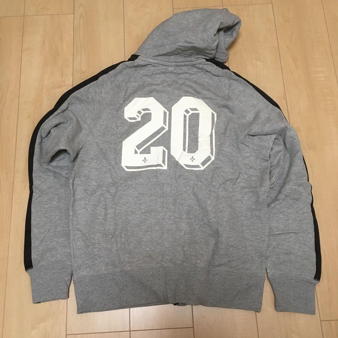 ナイキFC グレーパーカー　長袖　新品　未使用　オーセンティック　XLサイズ