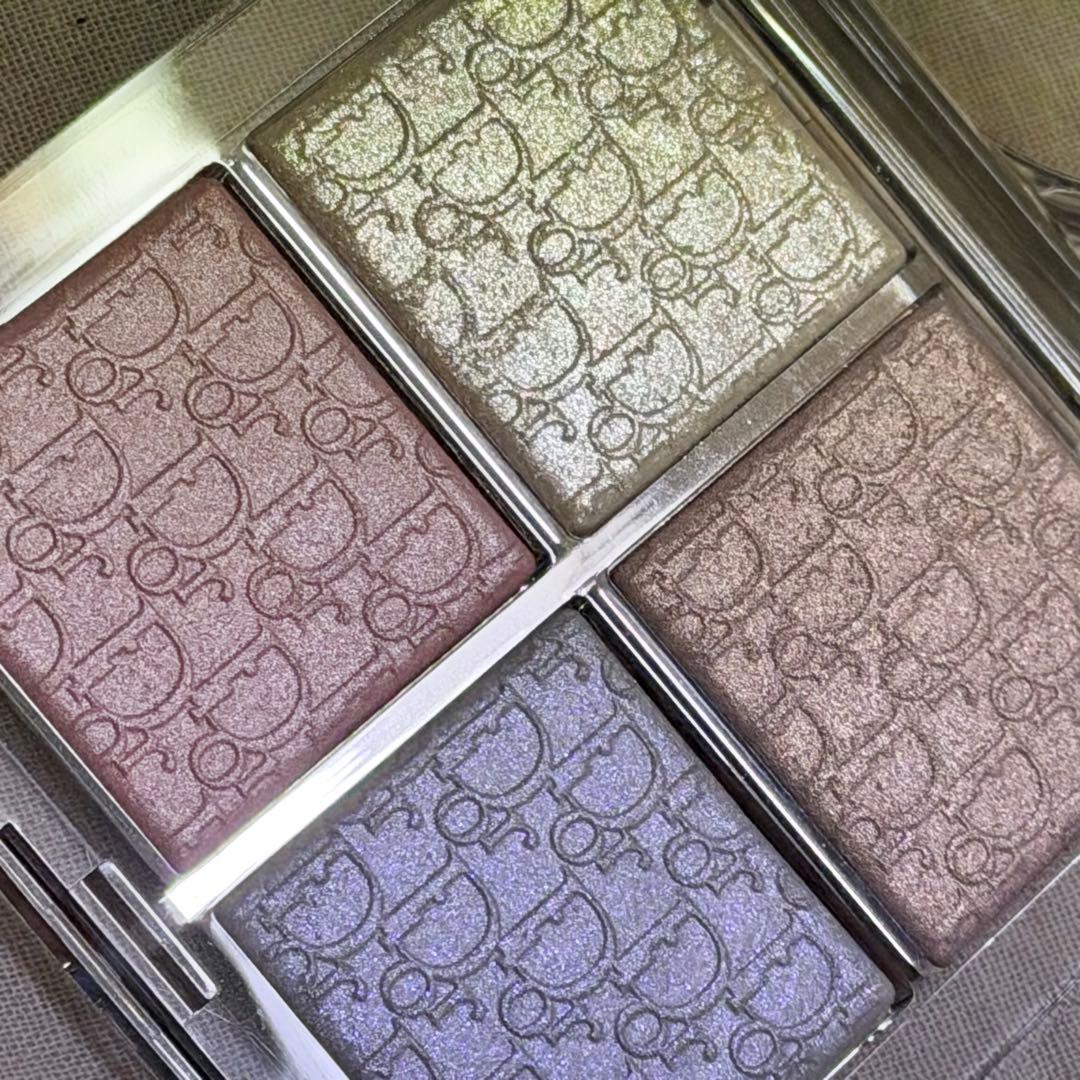 新品箱付き Dior バックステージグロウマキシマイザーパレット002