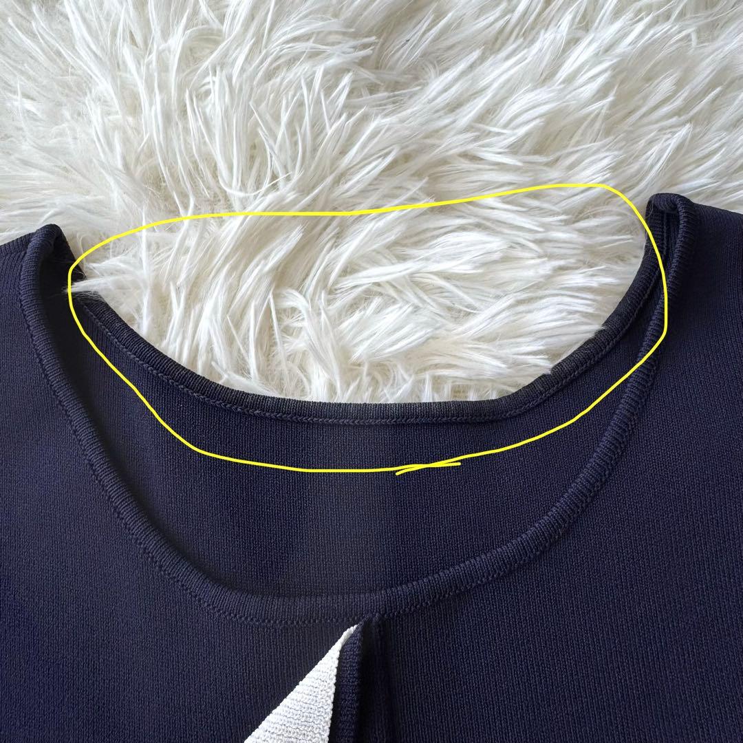 JENNE ジェンヌ　バックフリルタイトニットワンピース　ネイビー