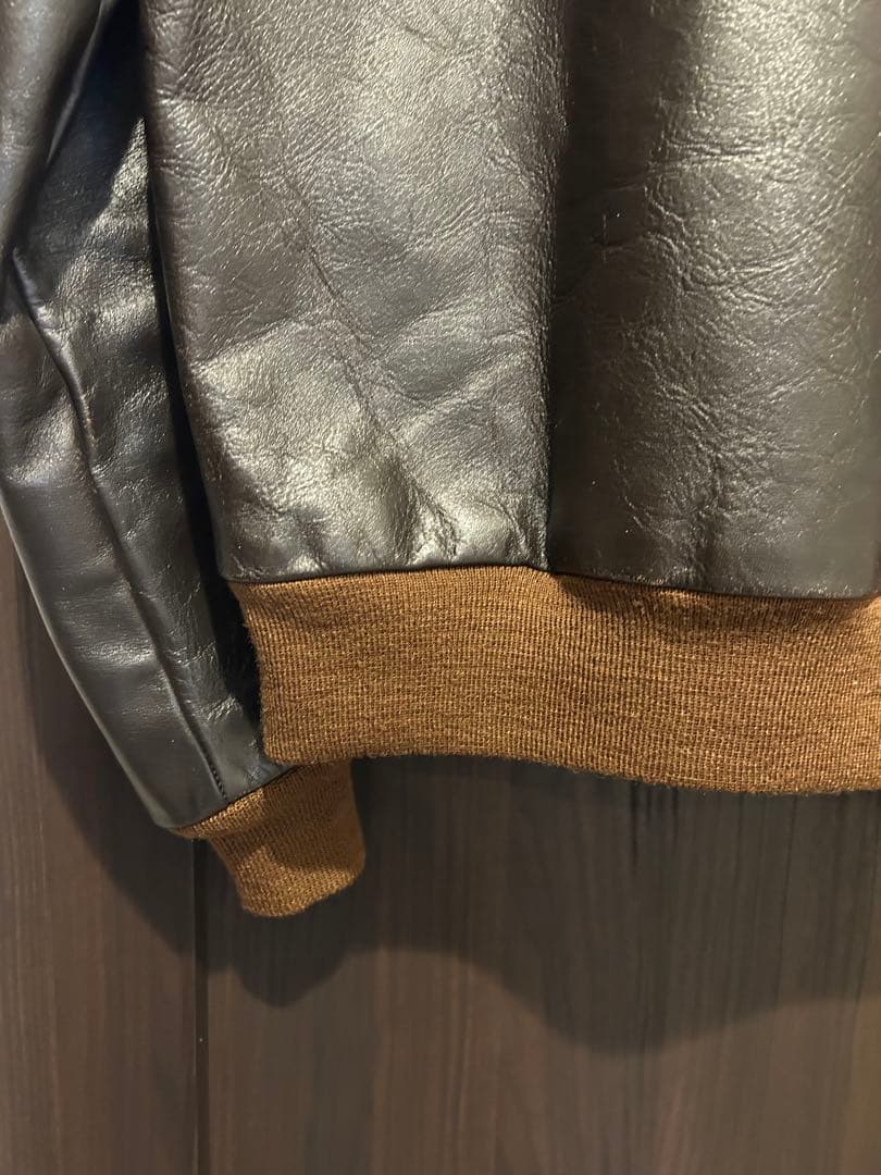 希少　ヴィンテージ　旧リアルマッコイズ　シールブラウン a-2 レザージャケット