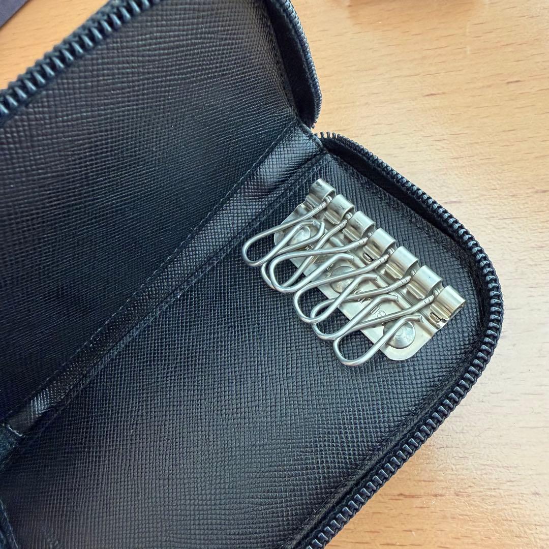 PRADA ブラック ナイロン 6連キーケース　ジッパータイプ