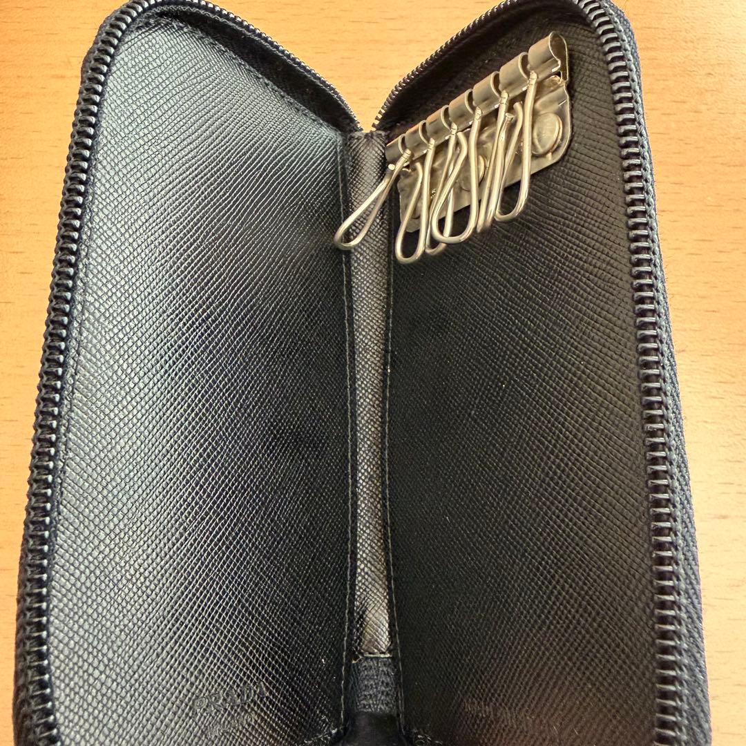 PRADA ブラック ナイロン 6連キーケース　ジッパータイプ