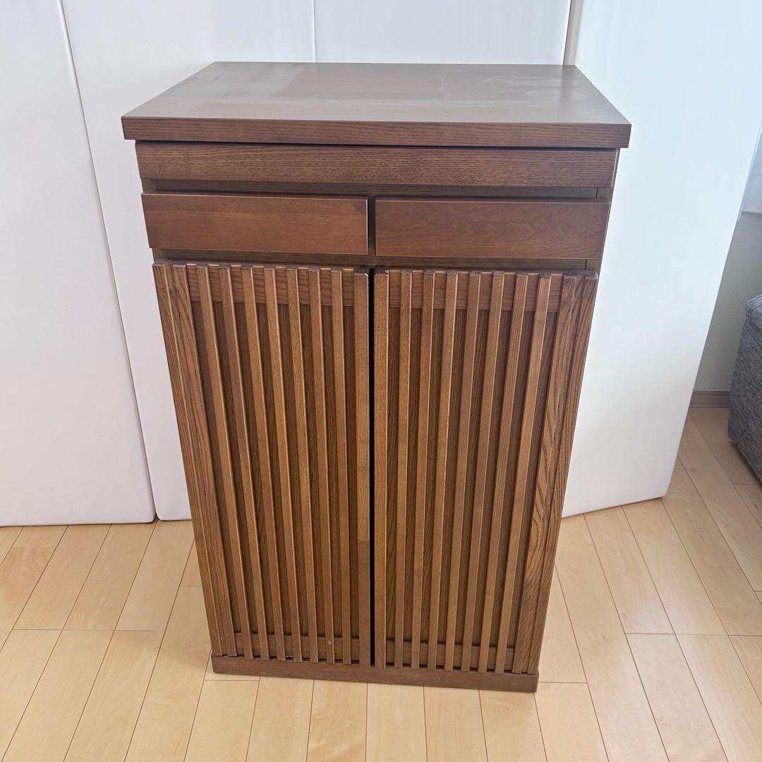 大川家具　木製キャビネット　ルーバー　格子　スライド棚　日本製　仏具台ハイタイプ