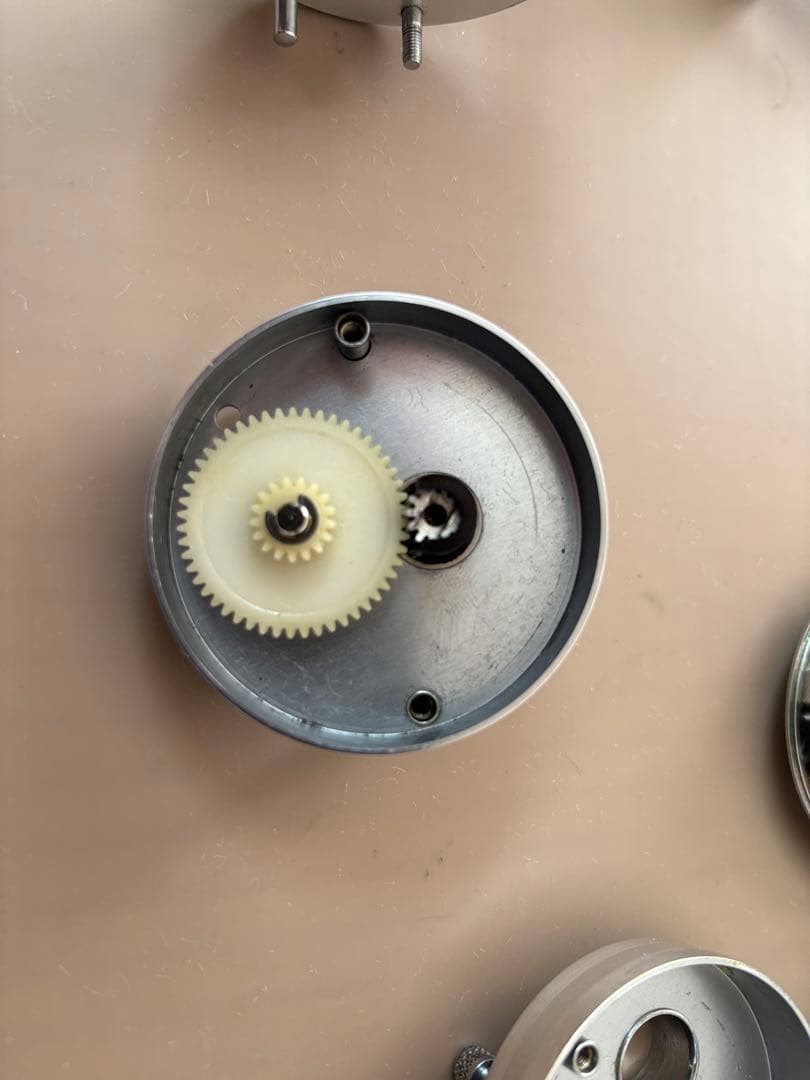 ABU ambassadeur 2500c シルバー