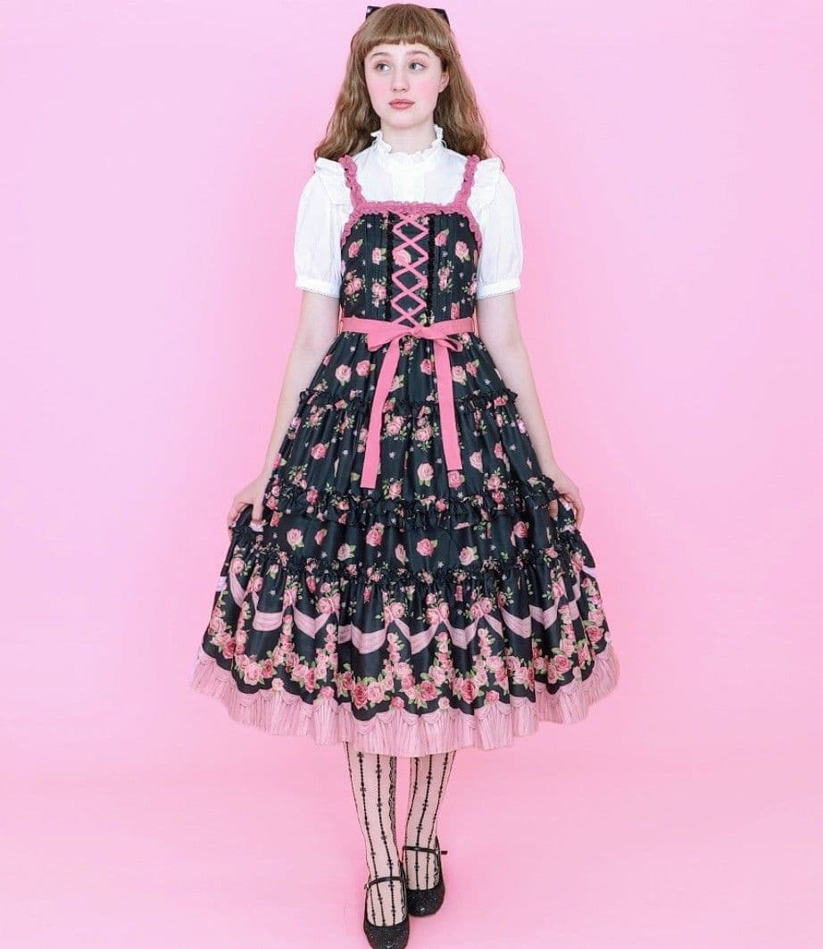 新品 フリルローズ柄キャミワンピース Emily Temple cute ドレス