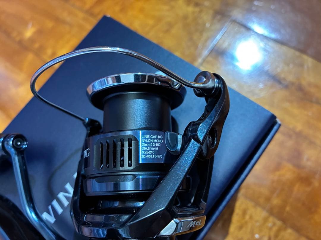 新品未使用　SHIMANO 25 TWIN POWER XD C3000XG