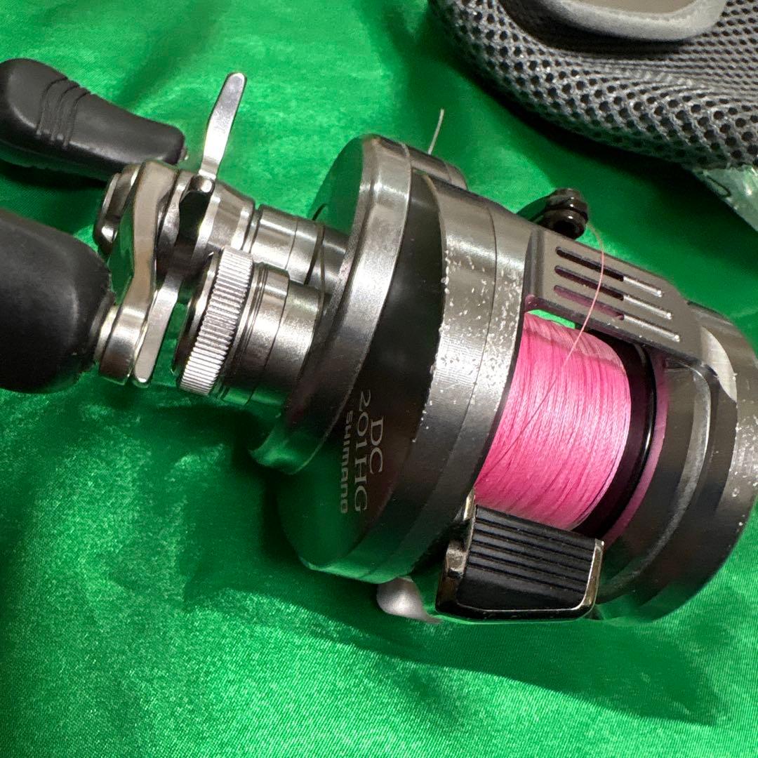 SHIMANO カルカッタコンクエストDC201HG