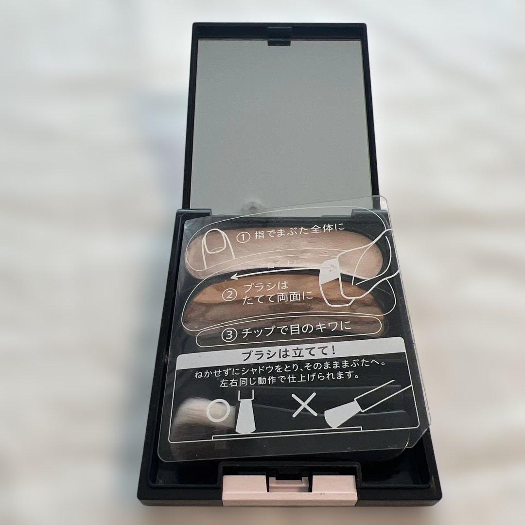 美品　オーブ　ブラシひと塗りシャドウ　N 11 ブラウン系　アイシャドウ