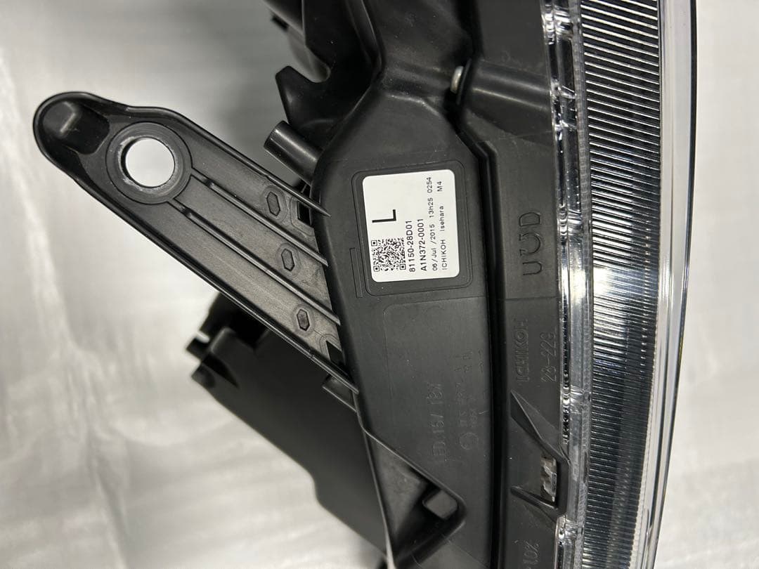 80 前期 ヴォクシー 左 LED ヘッドライト美品