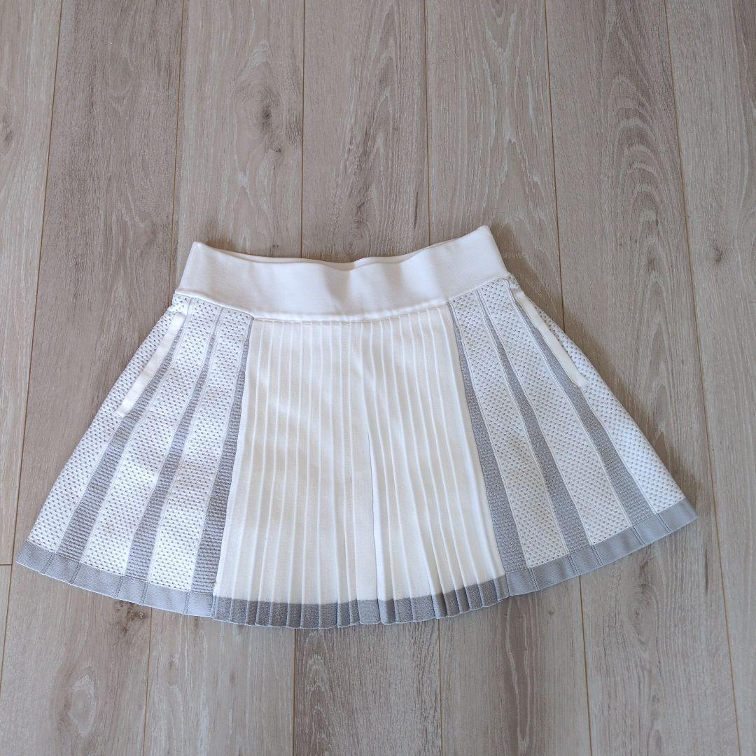 adidas 新品ホワイト スカート XL定価18000円
