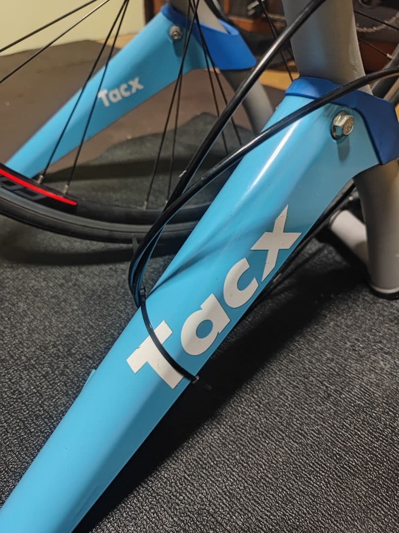Tacx satori Bluetooth固定ローラー パワーメーター付き