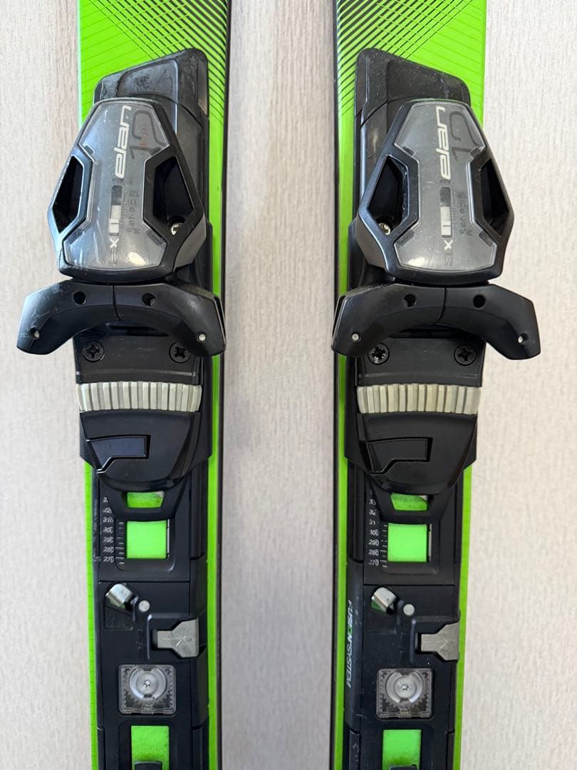 elan スキー板 14 ブラック/グリーン バインディング付き