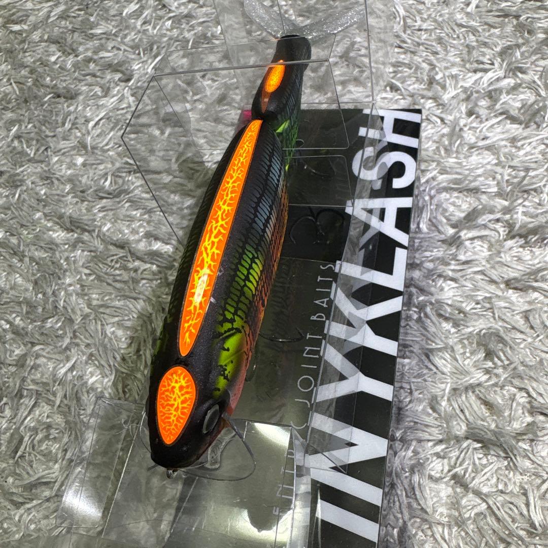 DRT タイニークラッシュLow NNF ラッドセンス