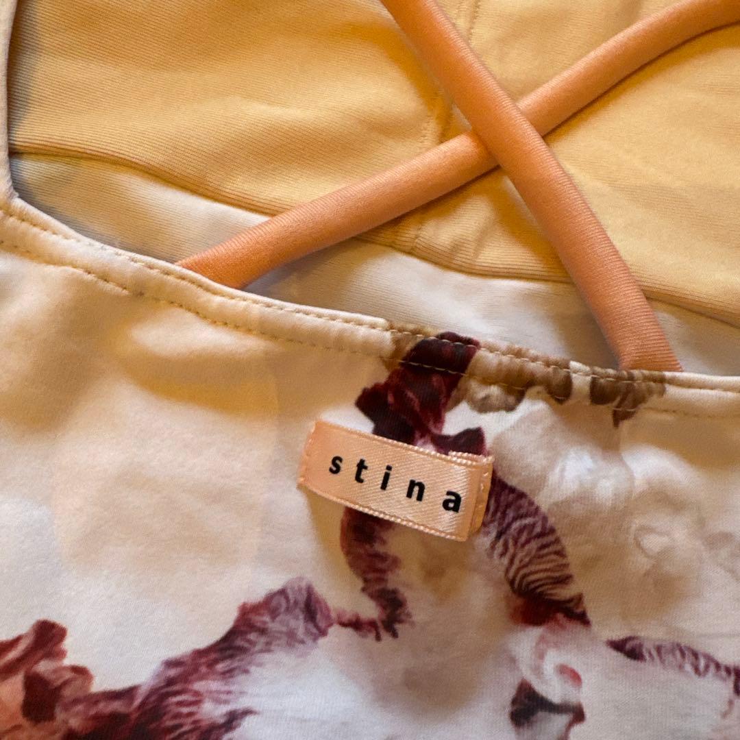 stina 花柄 長袖レオタード　Mサイズ