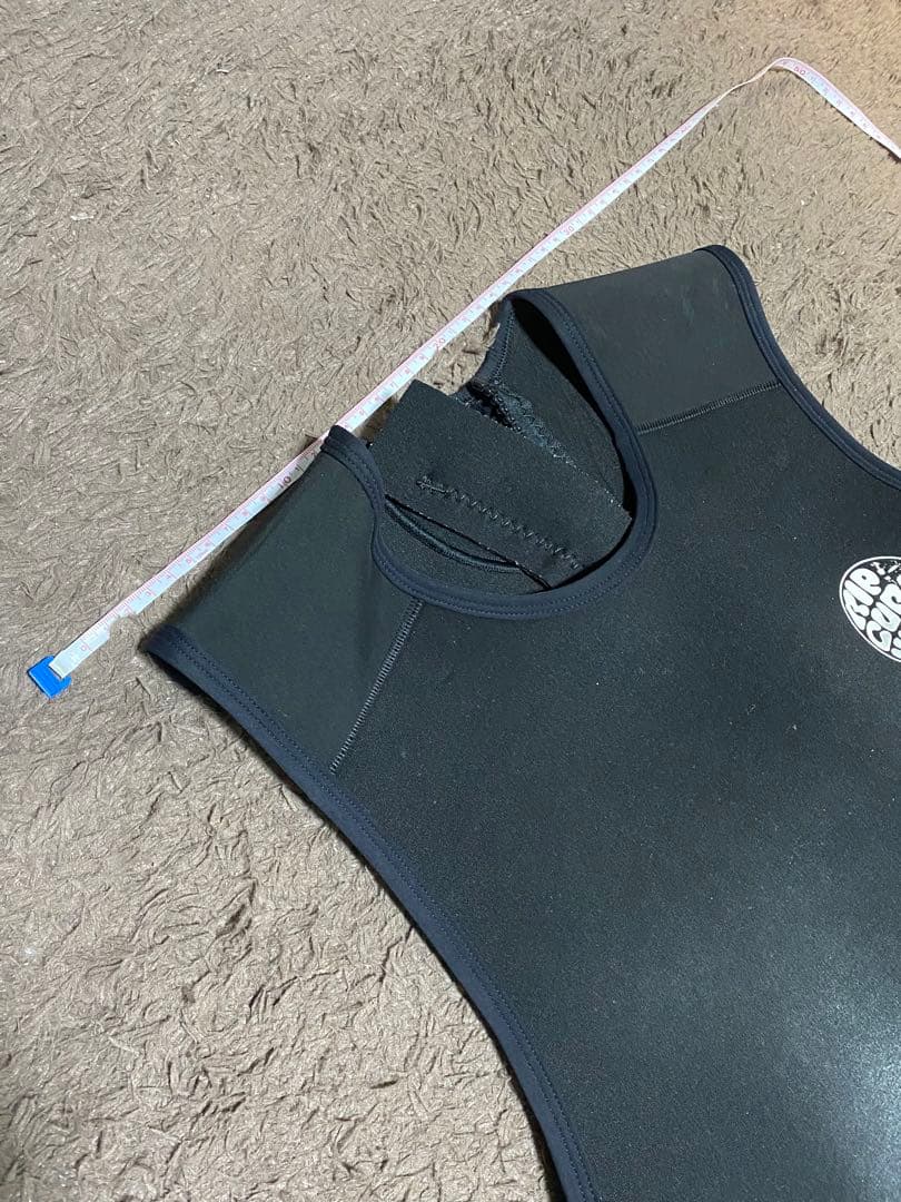 リップカール　ウェットスーツ　2mm ショートジョン サイズ写真