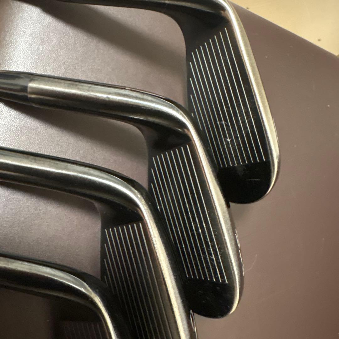 T200ブラック限定アイアンセット 7本 5-48度