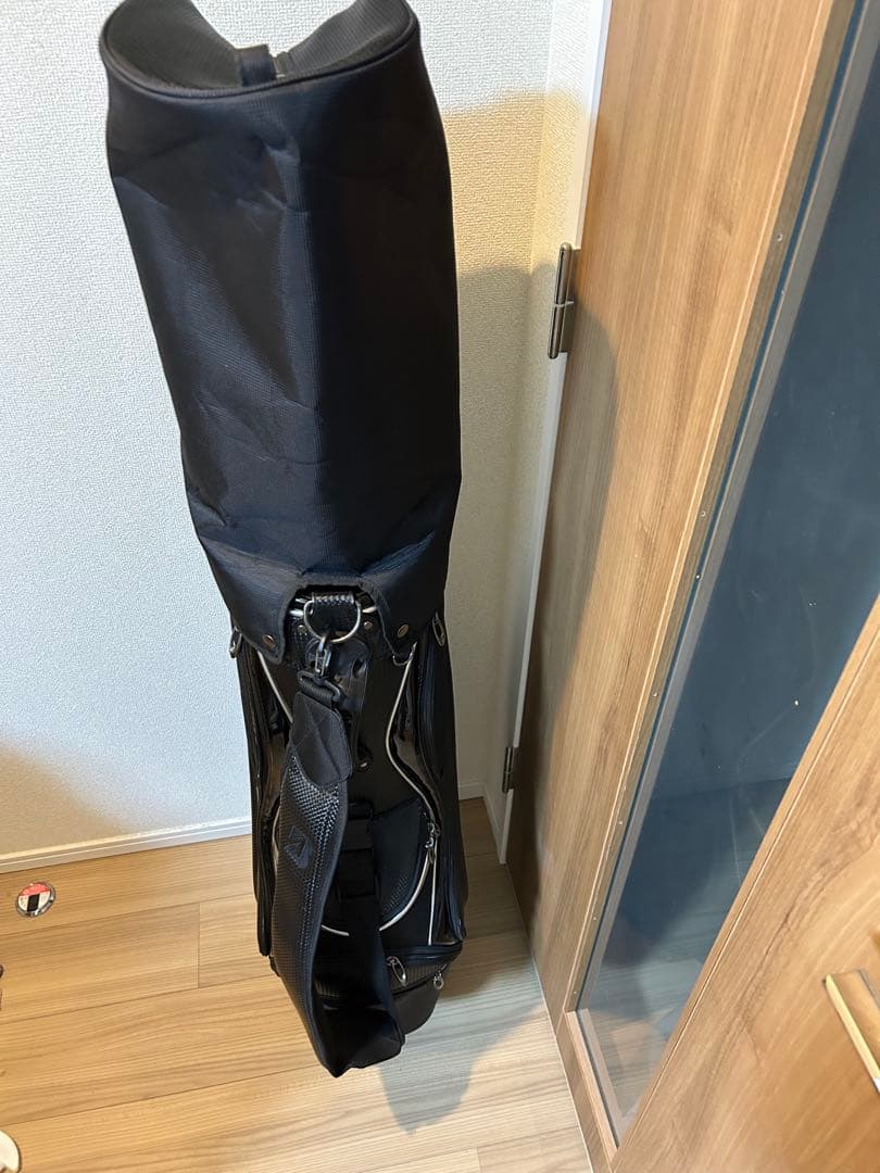 ブリヂストン B1 ドライバー、スプーン、ユーティリティセット、キャディバッグ付