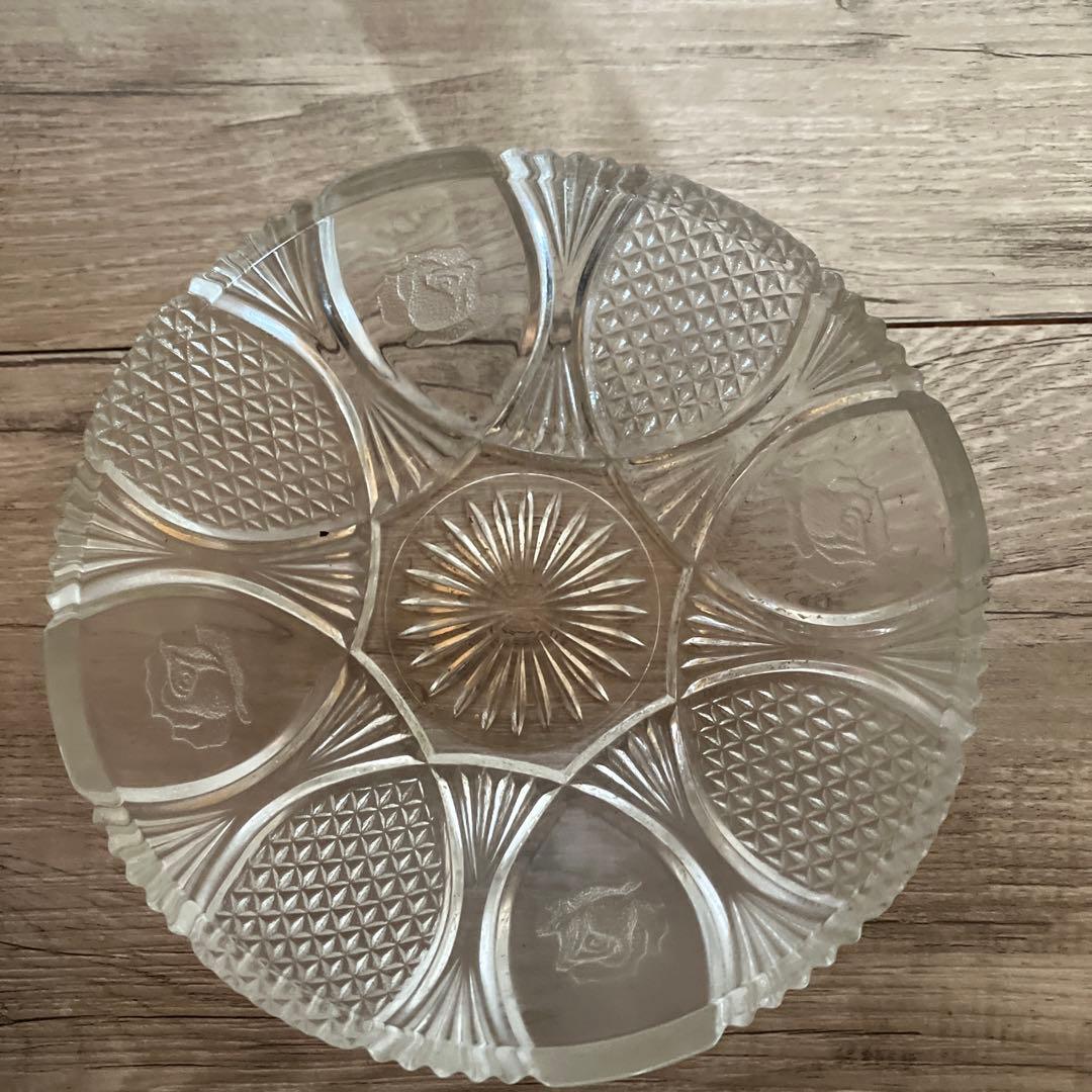 D-4 【昭和レトロ】バラ紋様 プレスガラス 小鉢 5個セット（デザートボウル）