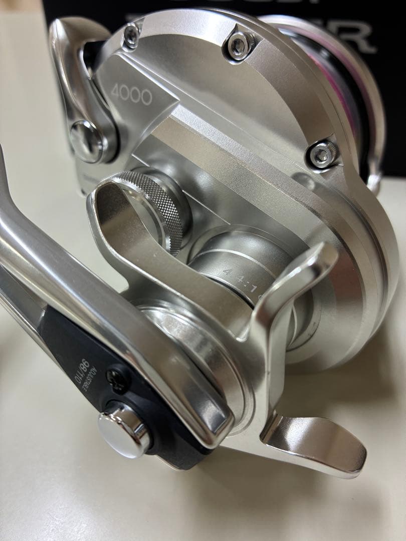 シマノオシアジガー4000 ノーマルギア