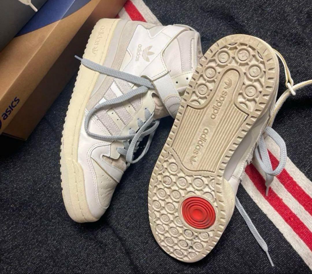 アディダス　フォーラムハイ　27.5