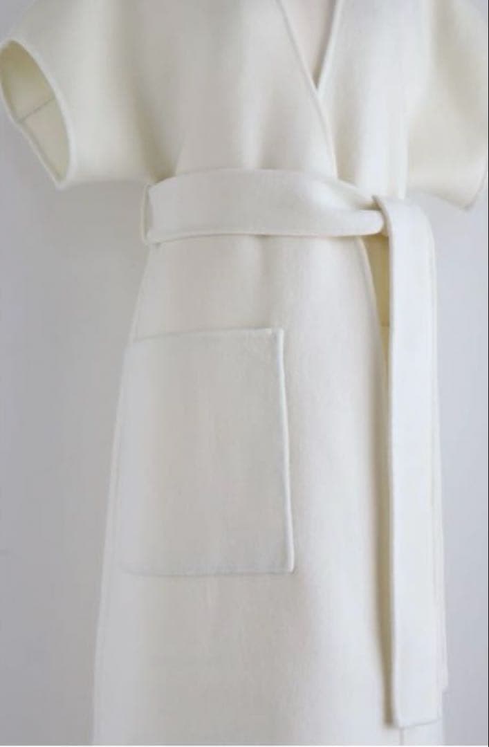 St.cecilia リバーウールロングジレ ホワイト