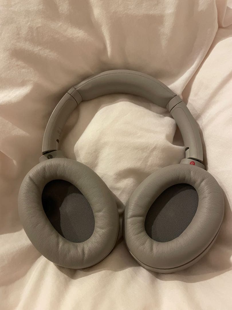 ジ*ン様 SONY ワイヤレスヘッドセット グレー WH-1000XM4ヘッドホ